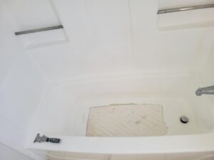 What You Need To Know About Bathtub Reglazing In San Diego